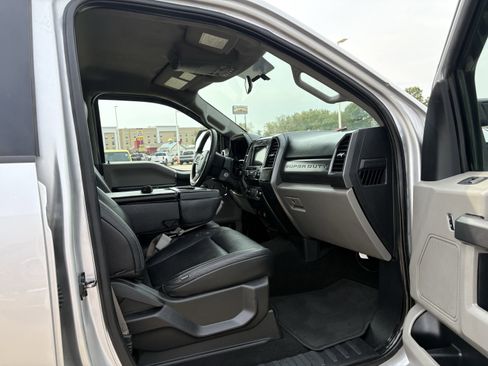 Used 2019 Ford F250 XLT image 7