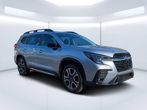 Used 2026 Subaru Ascent Touring w/ Popular Package #2 AWD/4WD image 1