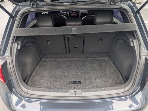 Used 2021 Volkswagen GTI SE image 13