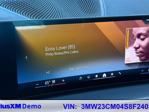 Used 2025 BMW 230i Coupe w/ M Sport Package image 32