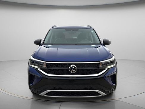 Certified 2023 Volkswagen Taos S FWD image 4
