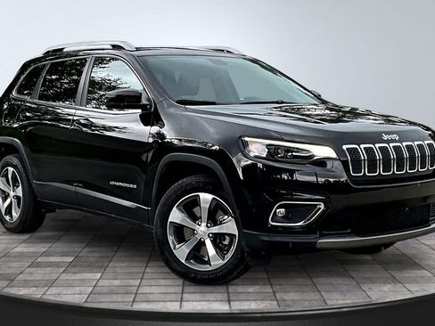 Used 2020 Jeep Cherokee Limited AWD/4WD image 3
