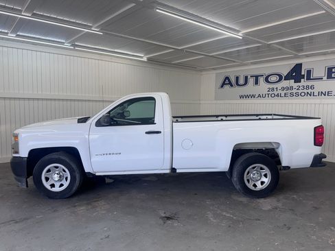 Used 2018 Chevrolet Silverado 1500 W/T RWD image 8