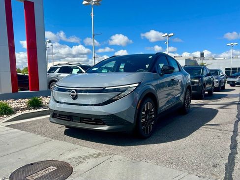 New 2026 Nissan Leaf Platinum+ image 2