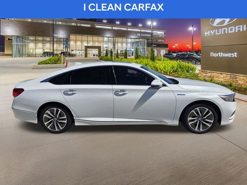 Used 2020 Honda Accord Touring image 6