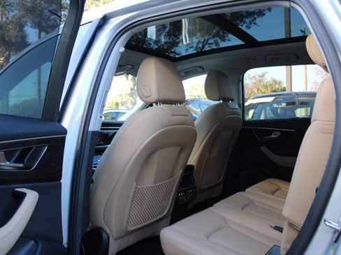 Used 2025 Audi Q7 2.0T Premium Plus w/ Premium Plus Package image 43