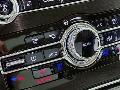 Used 2023 Lincoln Nautilus Reserve w/ Luxury Package image 21