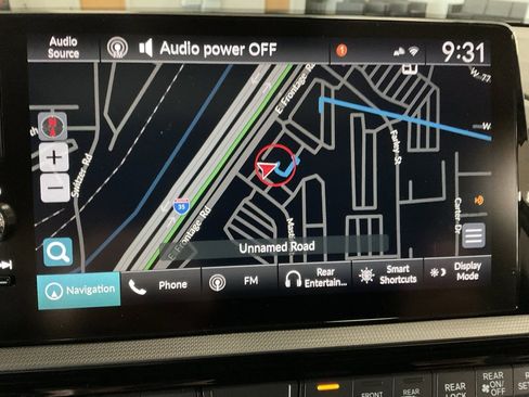 Used 2025 Honda Odyssey Touring image 16