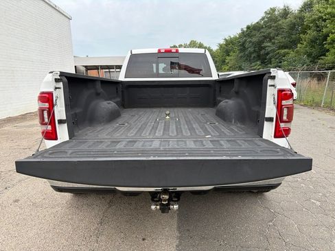 Used 2020 RAM 3500 Laramie RWD image 19