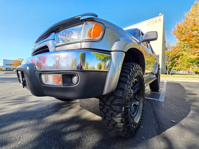 Used 2001 Toyota 4Runner SR5 AWD/4WD image 10