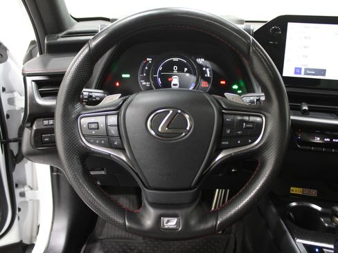 Used 2024 Lexus UX 250h F Sport image 9
