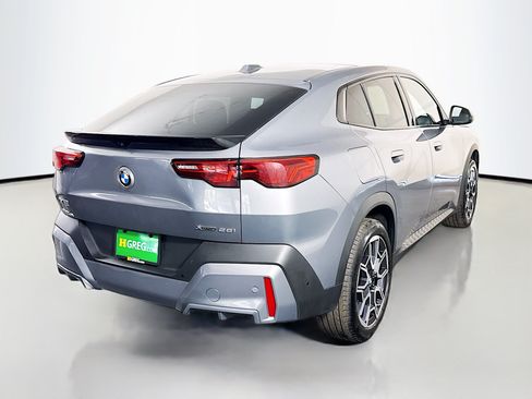 Used 2026 BMW X2 xDrive28i AWD/4WD image 10