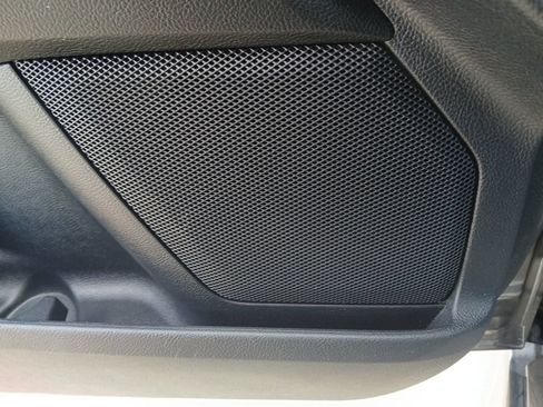 Used 2020 Ford Fusion SE FWD image 29