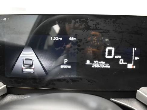 Used 2025 Nissan Kicks SV FWD image 27