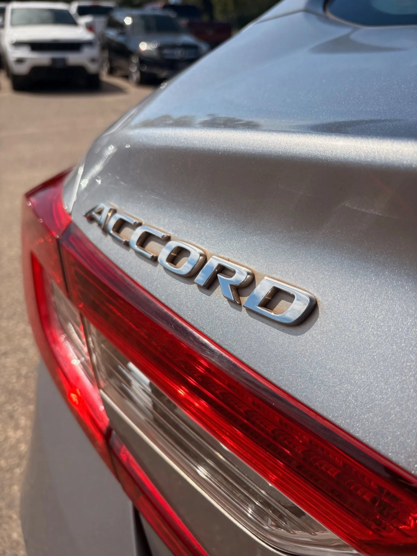 Used 2019 Honda Accord EX image 40