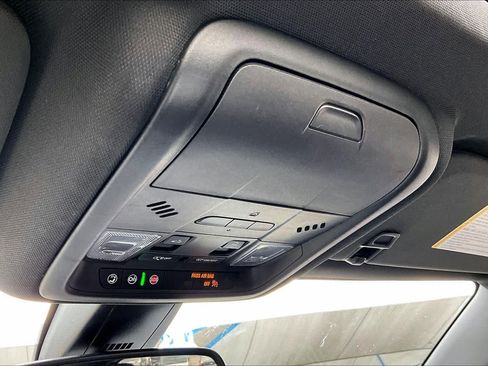 Used 2021 Chevrolet Blazer RS FWD image 33