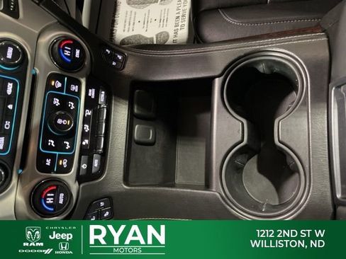 Used 2017 GMC Yukon XL SLT image 27