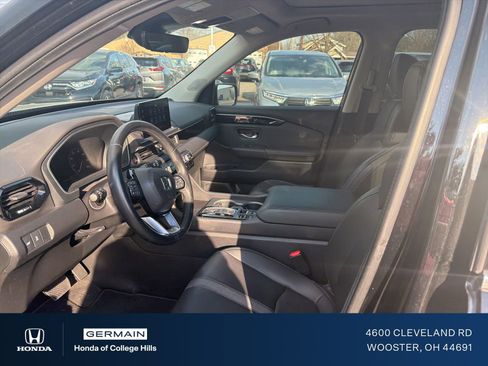 Used 2024 Honda Pilot Touring image 15