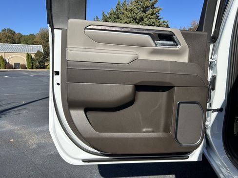 New 2026 Chevrolet Silverado 3500 LTZ w/ LTZ Premium Package image 59