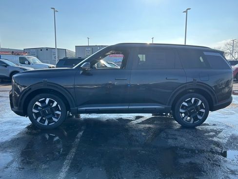 New 2027 Kia Telluride S image 4