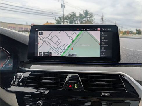 Used 2022 BMW 530i xDrive w/ M Sport Package image 24