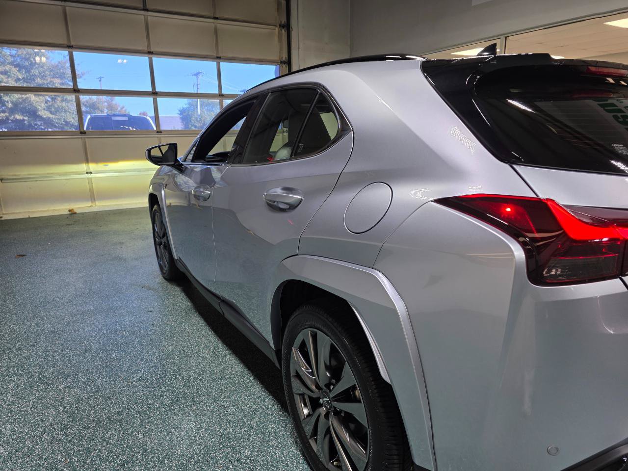 Used 2024 Lexus UX 250h F Sport FWD image 10