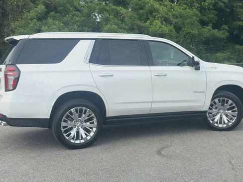 Certified 2021 Chevrolet Tahoe High Country w/ Premium Package AWD/4WD image 9