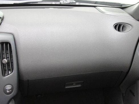 Used 2010 Nissan 370Z Touring w/ Sport Pkg RWD image 54