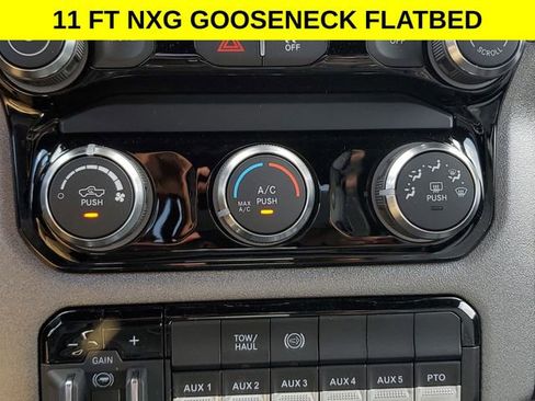 New 2026 RAM 5500 Tradesman w/ Chrome Appearance Group AWD/4WD image 32