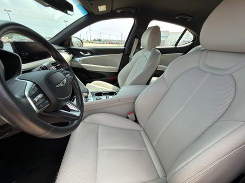 Used 2025 Genesis G70 2.5T AWD/4WD image 22