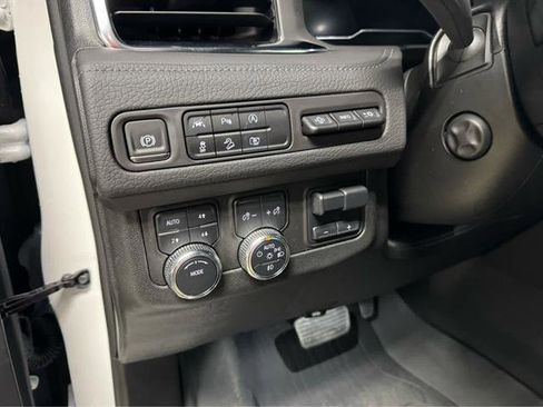 Certified 2024 GMC Yukon Denali w/ Max Trailering Package AWD/4WD image 21