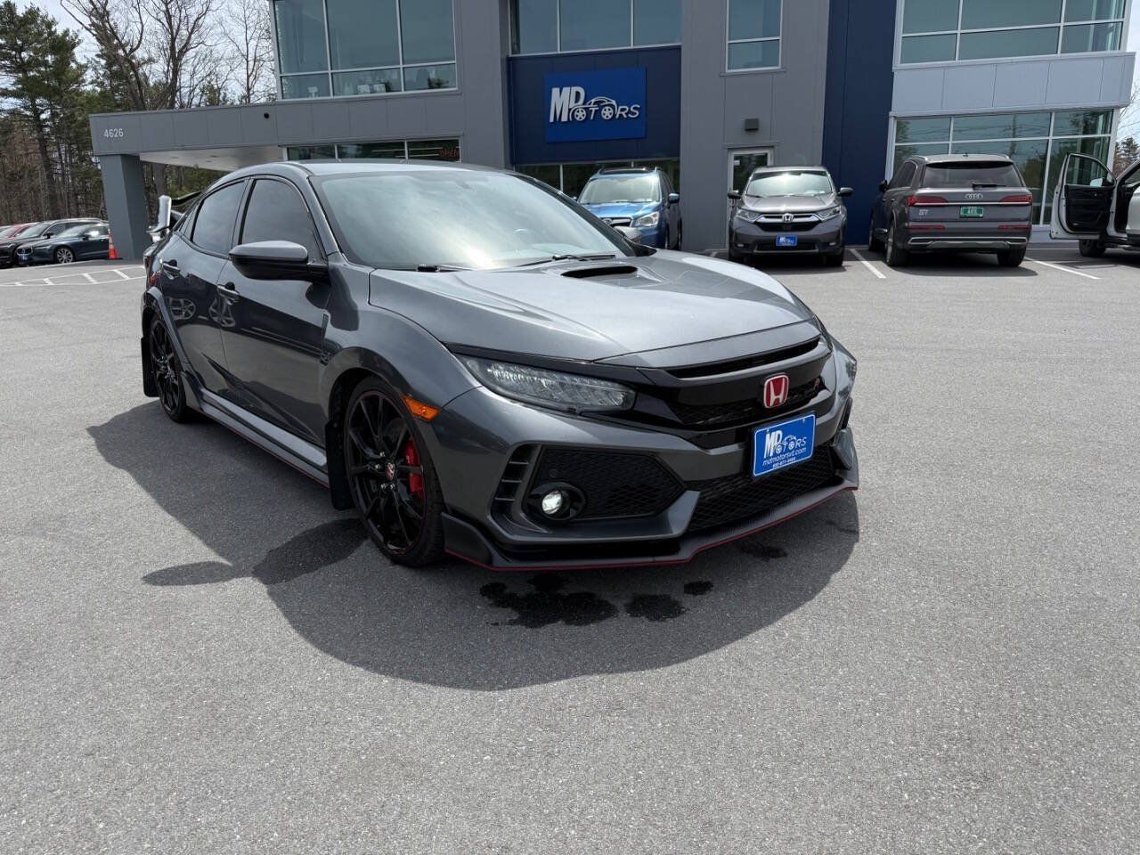 Used 2018 Honda Civic Type R image 2