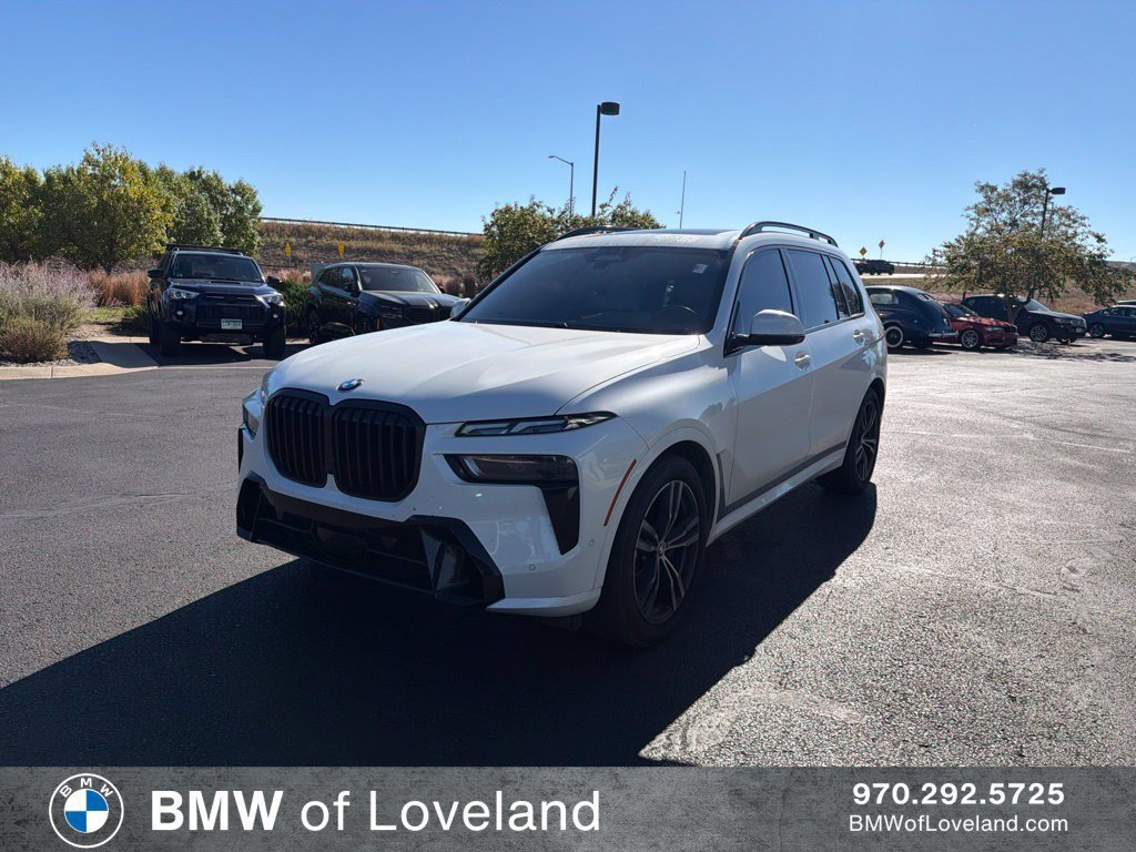 Used 2024 BMW X7 xDrive40i w/ M Sport Package AWD/4WD image 1