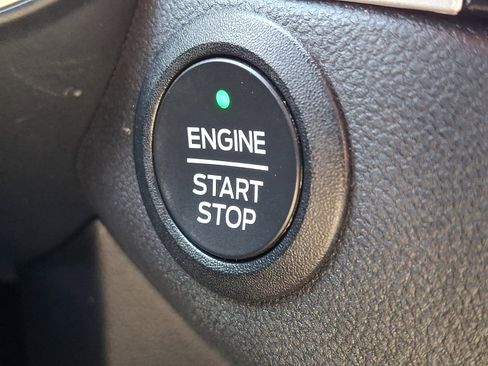 Certified 2022 Ford Escape SE w/ SE Sport Appearance Package image 26