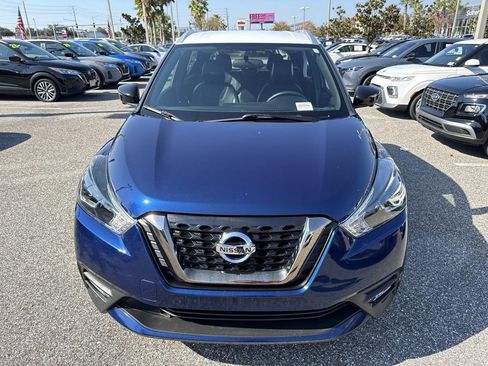 Used 2019 Nissan Kicks SR w/ SR Premium Package image 9