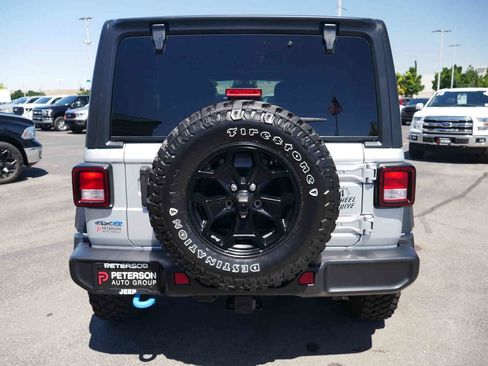 Used 2023 Jeep Wrangler Unlimited w/ Cold Weather Group AWD/4WD image 22