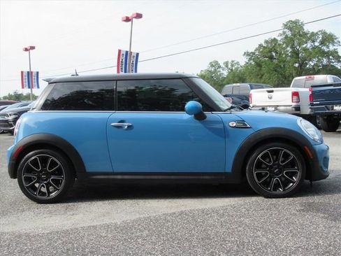 Used 2013 MINI Cooper S FWD image 2
