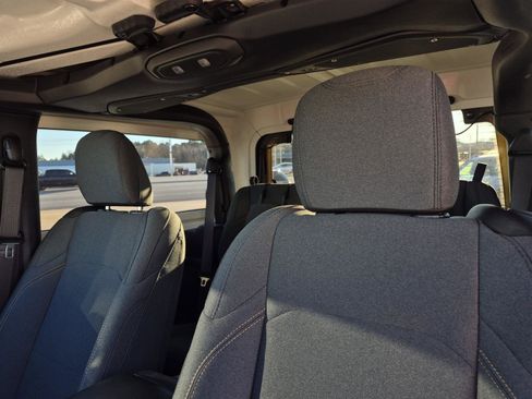 Used 2024 Jeep Wrangler Sport S image 26