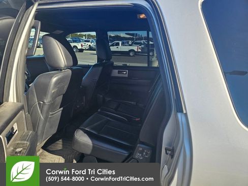 Used 2017 Ford Expedition Max Limited image 8