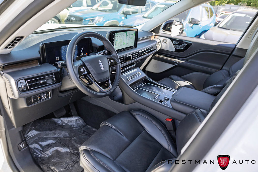 Used 2025 Lincoln Aviator Reserve w/ Luxury Package AWD/4WD image 26
