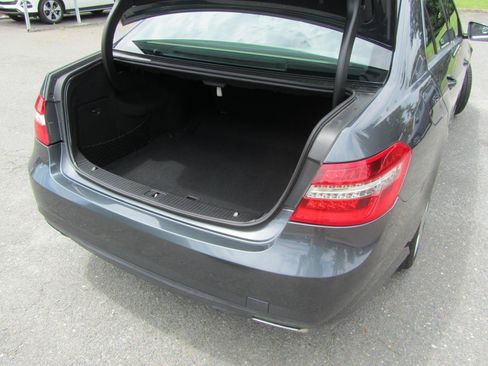 Used 2010 Mercedes-Benz E 350 Sedan w/ Premium 1 Pkg image 20