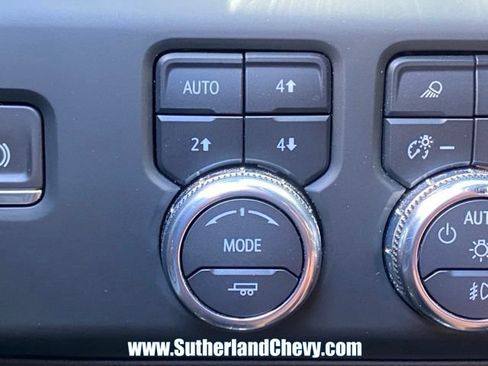 Used 2023 GMC Sierra 1500 AT4 w/ AT4 Premium Package AWD/4WD image 36