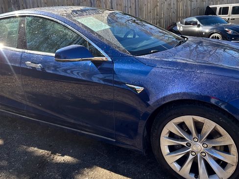 Used 2017 Tesla Model S 90D image 15