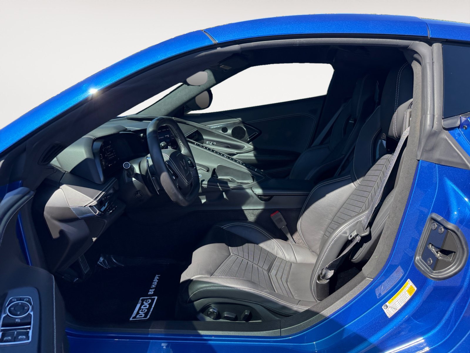 Used 2023 Chevrolet Corvette Stingray Premium Cpe w/ Z51 Performance Package RWD image 10