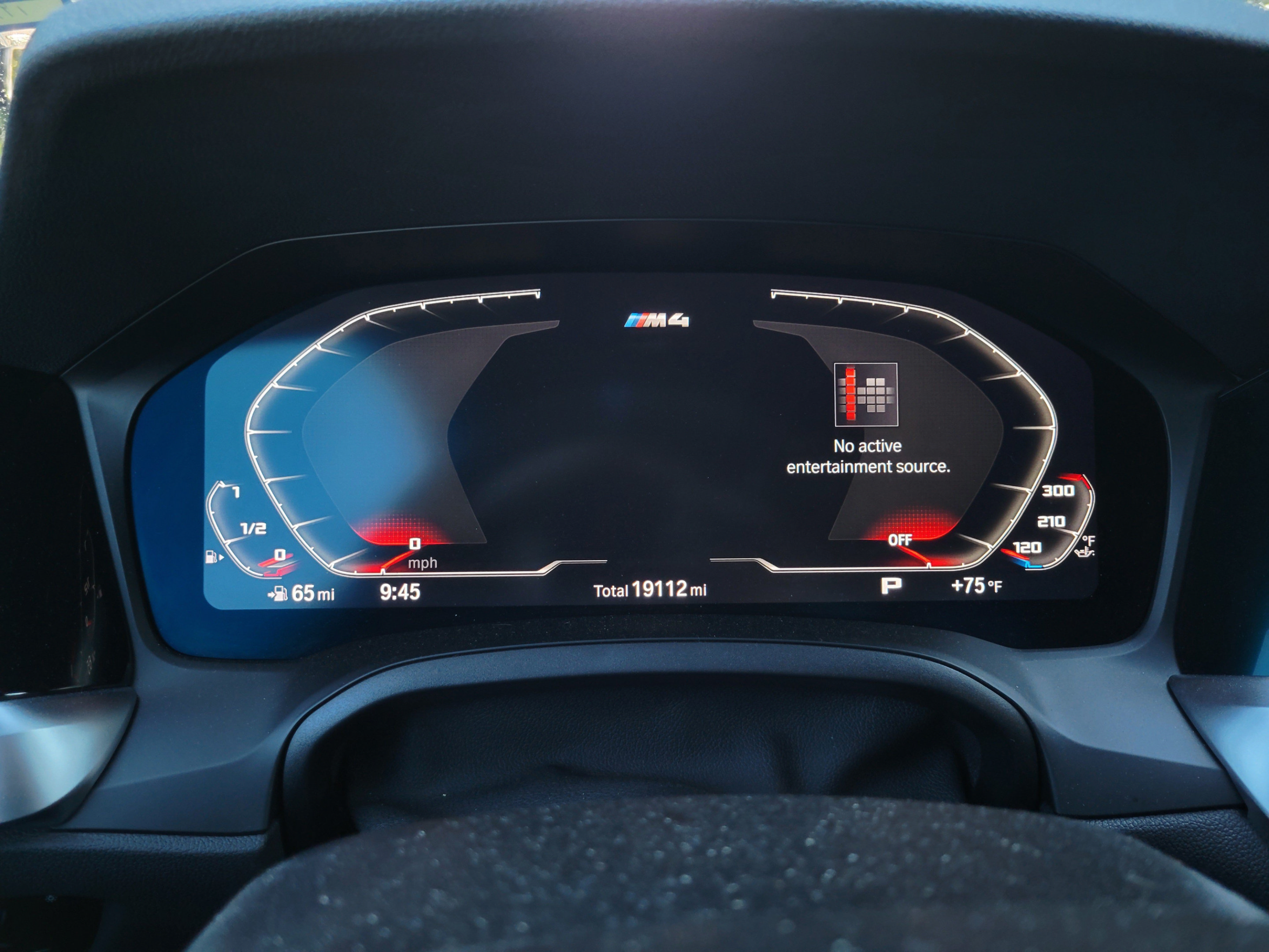 Used 2023 BMW M4 Competition w/ Parking Assistance Package RWD image 28