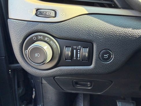 Used 2018 Jeep Cherokee Limited w/ High Altitude Package image 26