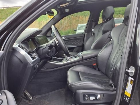 Used 2021 BMW X5 M w/ Executive Package image 54