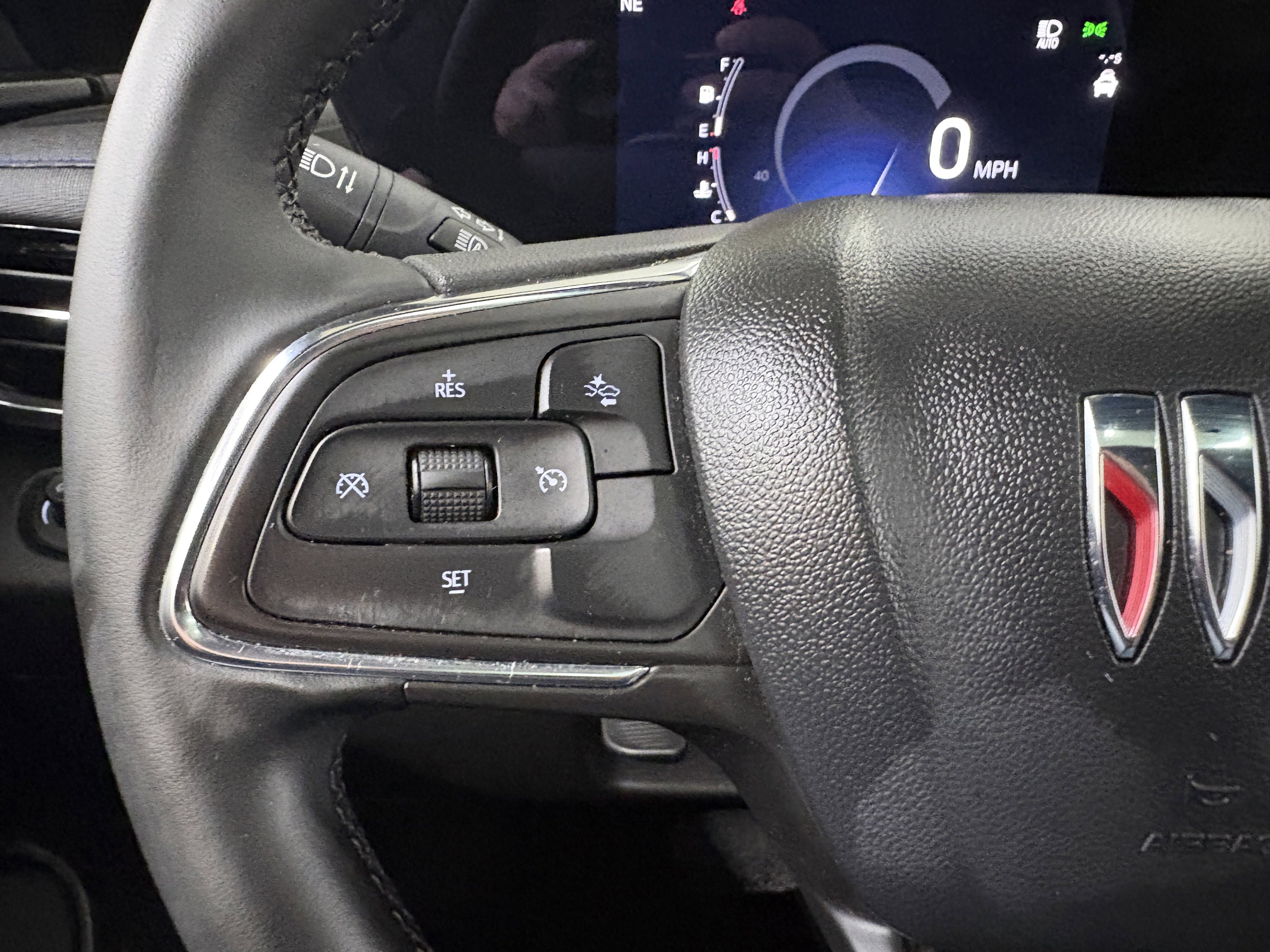 Used 2025 Buick Envista Sport Touring FWD image 31
