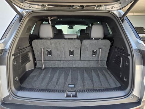 Used 2026 Buick Enclave Preferred FWD image 33