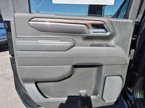 New 2026 GMC Sierra 3500 SLT image 40